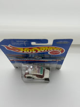 Load image into Gallery viewer, Hot Wheels Tee’d Off
