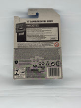 Load image into Gallery viewer, Hot Wheels '17 Lamborghini Urus (Yellow)
