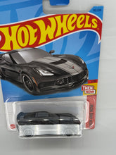Load image into Gallery viewer, Hot Wheels Corvette C7 Z06

