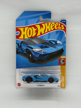 Load image into Gallery viewer, Hot Wheels '17 Ford GT
