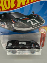 Load image into Gallery viewer, Hot Wheels '67 Ford GT40 Mk.IV
