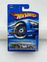 Load image into Gallery viewer, Hot Wheels Arachnorod
