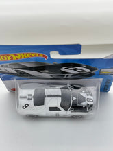 Load image into Gallery viewer, Hot Wheels Ford GT40 (Short Card)

