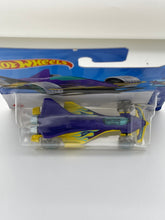 Load image into Gallery viewer, Hot Wheels Cloud Cutter (Short Card)
