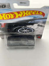 Load image into Gallery viewer, Hot Wheels Cadillac CTS-V
