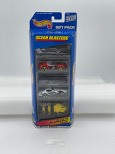 Load image into Gallery viewer, Hot Wheels Ocean Blasters (Gift Pack)
