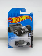 Load image into Gallery viewer, Hot Wheels Bone Shaker
