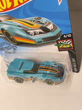 Load image into Gallery viewer, Hot Wheels ‘76 Greenwood Corvette
