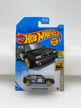 Load image into Gallery viewer, Hot Wheels Lancia Delta Integrale
