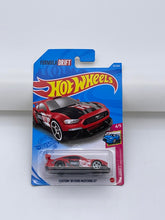 Load image into Gallery viewer, Hot Wheels Custom ‘18 Ford Mustang GT (Red)
