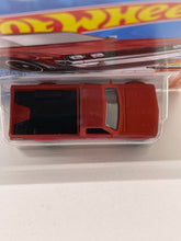 Load image into Gallery viewer, Hot Wheels Datsun 620
