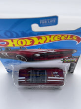 Load image into Gallery viewer, Hot Wheels Triumph TR6 (Red)
