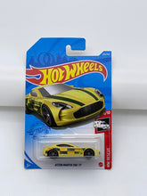 Load image into Gallery viewer, Hot Wheels Aston Martin One-77
